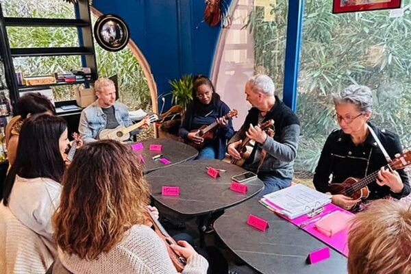 Atelier découverte du ukulélé à Ukulélé Lab, Lattes près de Montpellier